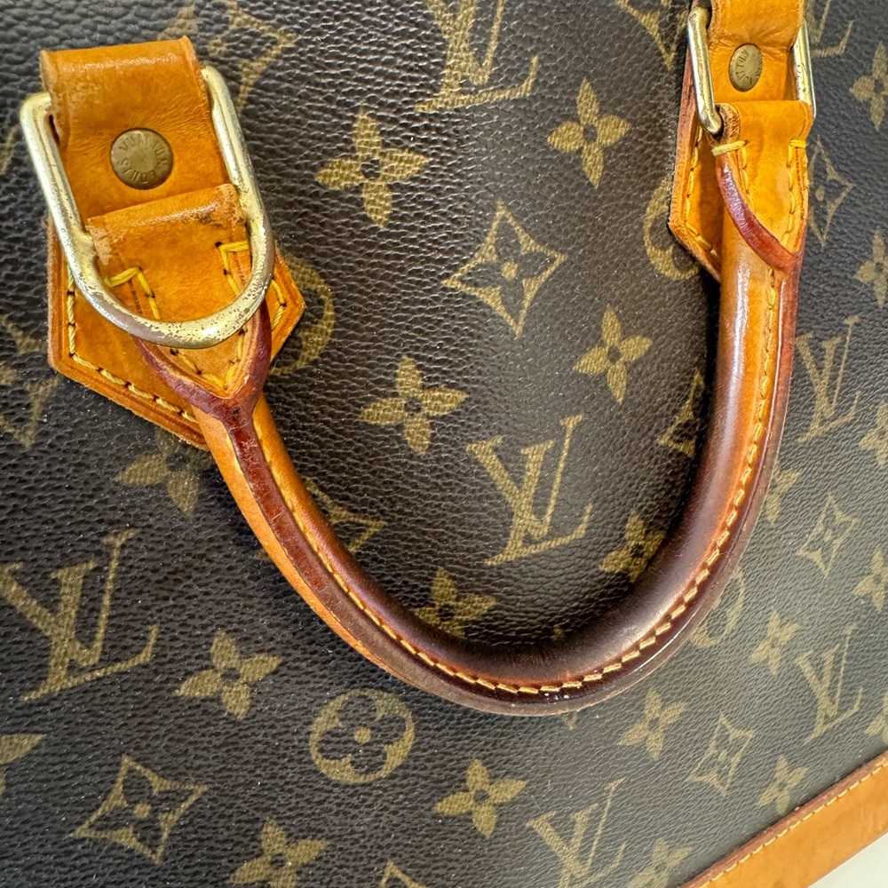 Louis Vuitton Monogram Alma PM Bag - Picture 6 of 9